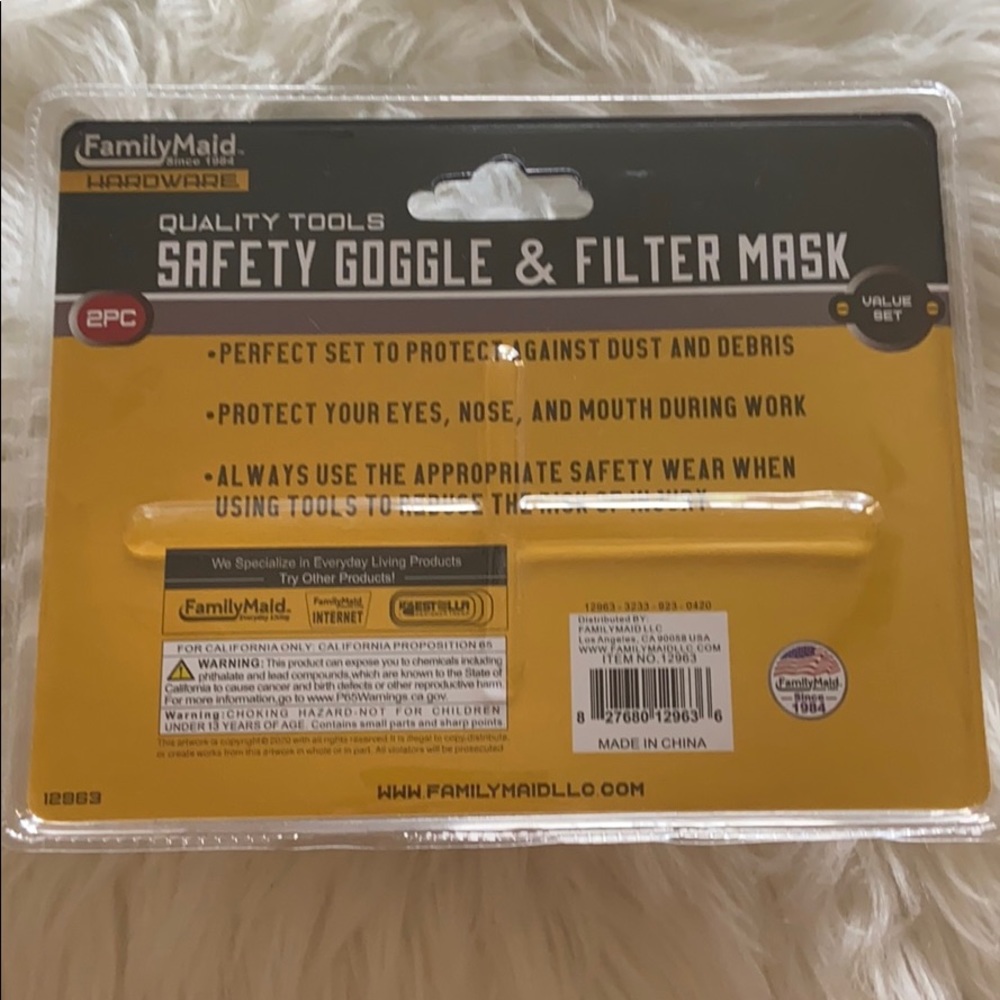 Safety Goggle & Filter Mask - Picture 3 of 3
